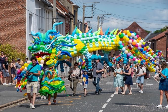 PARADE-75